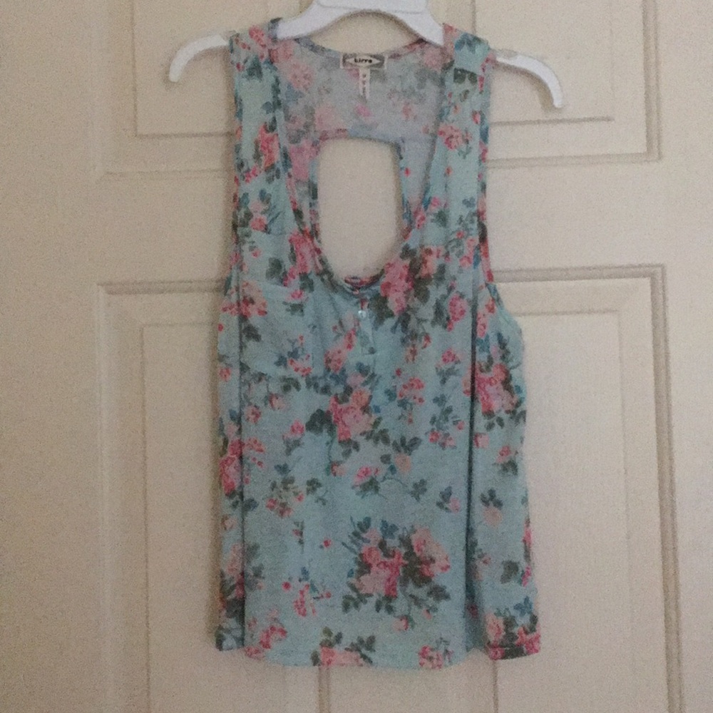 Open back tank